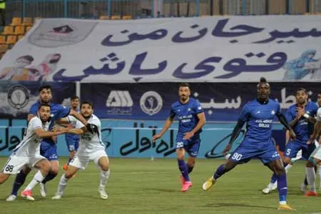 دوئل قلعه‌نویی - مجیدی برای سهمیه مهم / پرسپولیس نمی‌خواهد عقب بیافتد