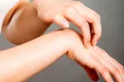 چند خارشی که هرگز نباید بخارانید