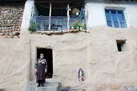 صدای خروس  از دور خوش است !
