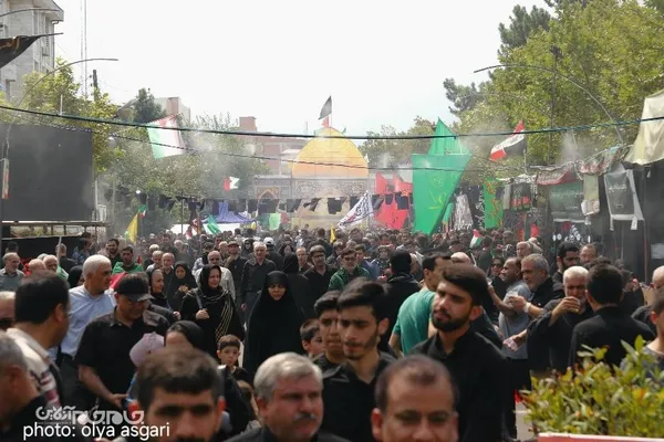 پیاده روی دلدادگان اربعین حسینی در گرگان 
پیاده روی و عزاداری دلدادگان اربعین حسینی با حضور عاشقان اباعبدالله حسین در روز اربعین در گرگان انجام شد.

عکاس: علیا عسگری