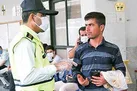 اخطار و پلمب پلیس امنیت به ۲۲ واحد صنفی متخلف / تذکر لسانی به ۱۷۰۰ شهروند بی‌ ماسک