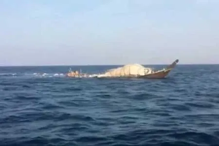 ۷ خدمه موتور لنج باری در خلیج‌ فارس نجات پیدا کردند