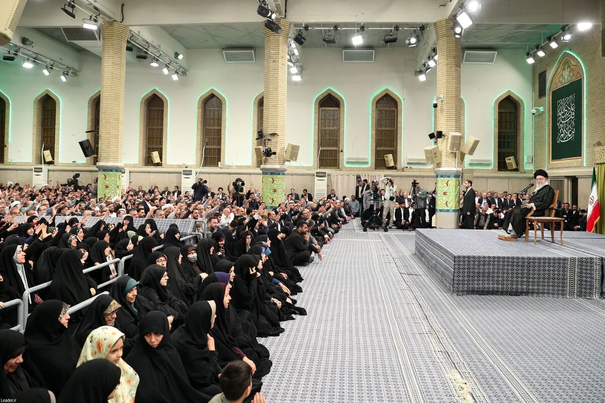 ببینید | حرف اصلی بیانات رهبر انقلاب در دیدار معلمان
