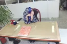 شوهرکشی با شال و جوراب!