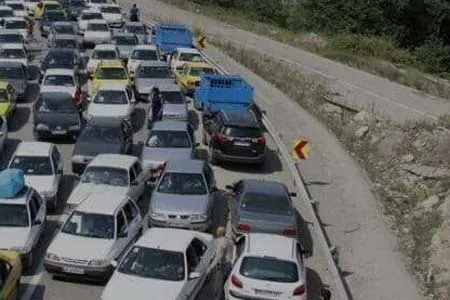 مسافران برای بازگشت جمعه را انتخاب نکنند | جاده هراز از ساعت ۱۶ یک طرفه می‌شود