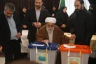 ملت بزرگ ایران از سال‌های دور به کوری چشم دشمنان پای انقلاب ایستاده‌اند