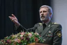 فرمانده کل ارتش: مردان مرد این سرزمین از سنگرهای ایران با اقتدار پاسداری می‌کنند