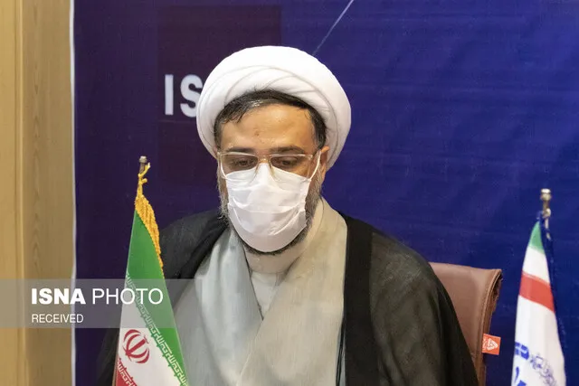 لزوم اقامه‌ی عزای امام حسین (ع)